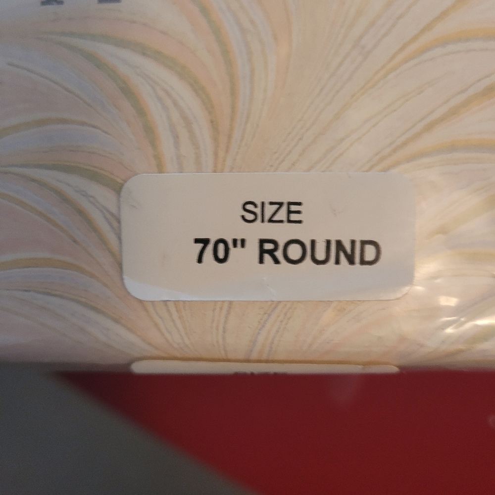 Round tablecloth - Picture 3 of 3